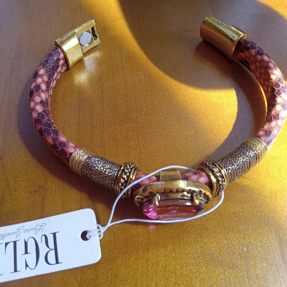 Laura Janelle Woman's Bracelet - Picture 8 of 9